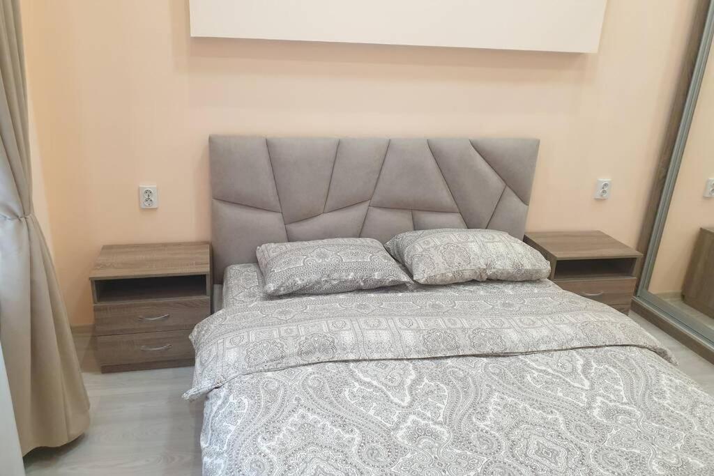 Comfortable Luxury Apartment With 3 Rooms. Center Heart Of Kiev Exterior foto
